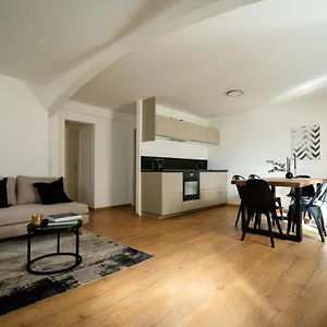 Oldtown With 2 Bathrooms Apartment